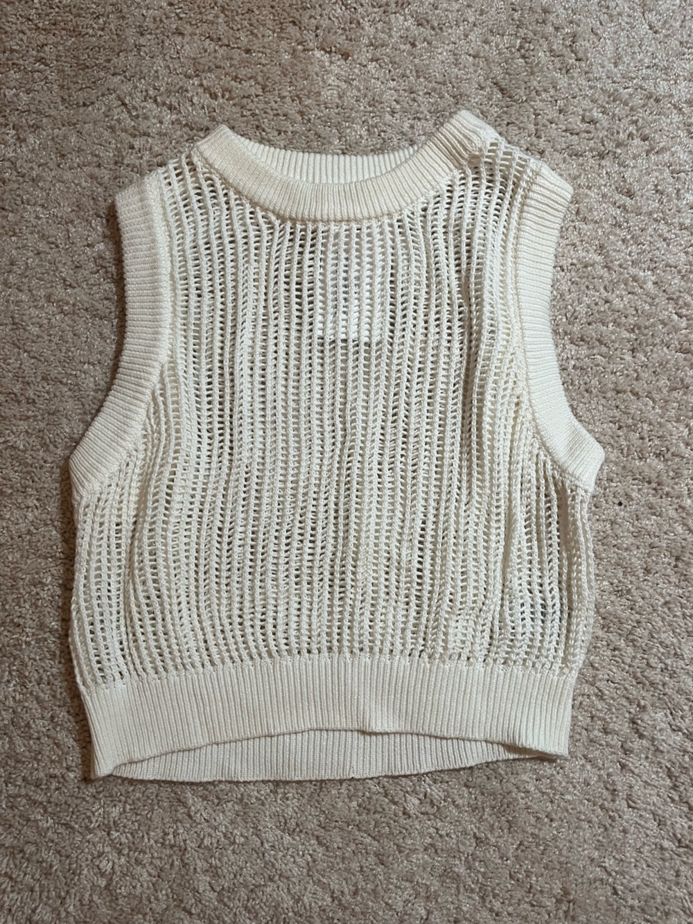 Double Zero Cream Open-Knit Sweater Vest